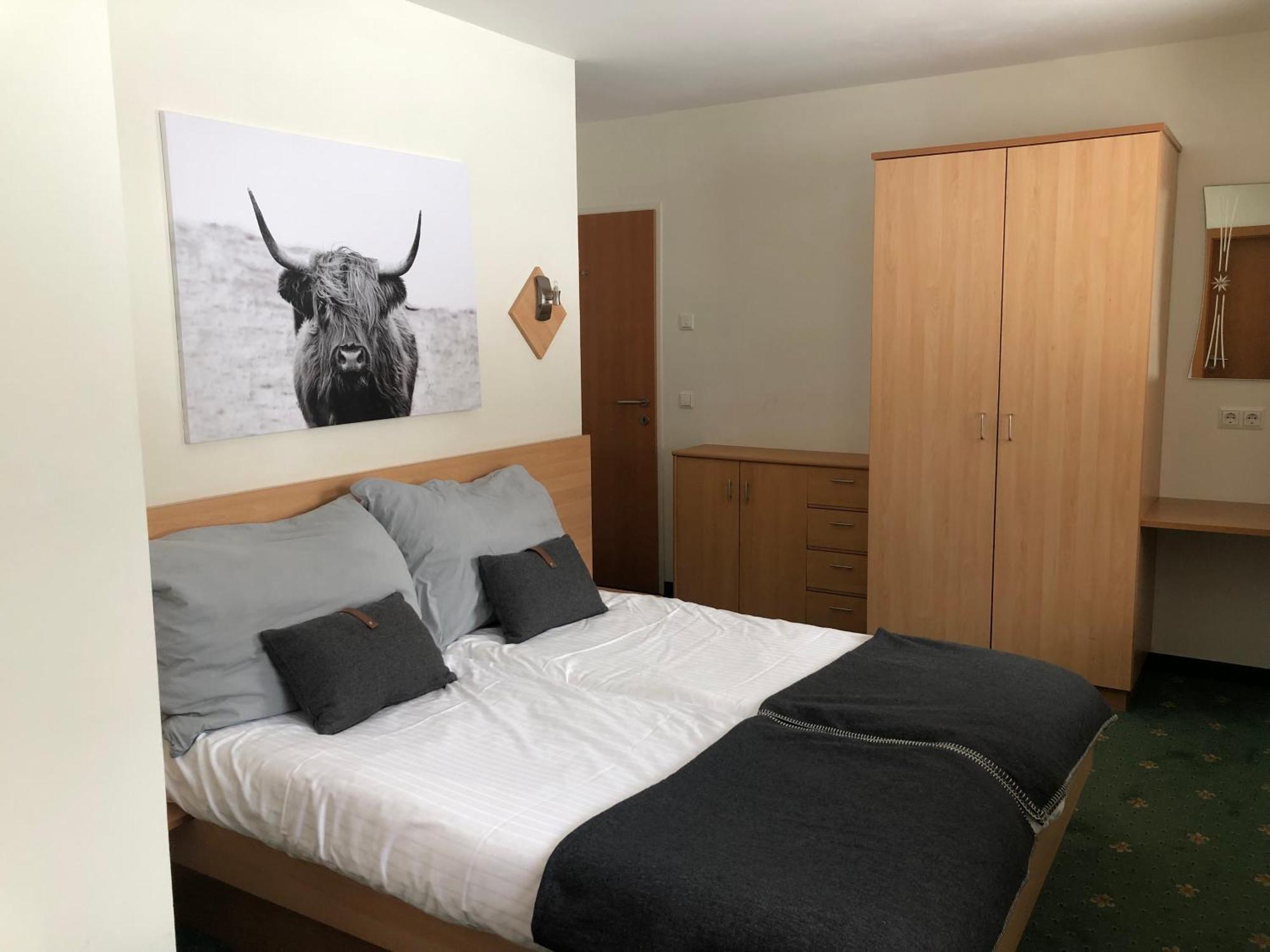 Panorama Spa Lodges Das.Schiller Bad Gastein Buitenkant foto