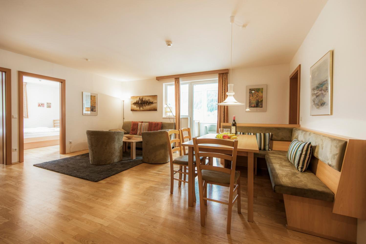 Panorama Spa Lodges Das.Schiller Bad Gastein Buitenkant foto