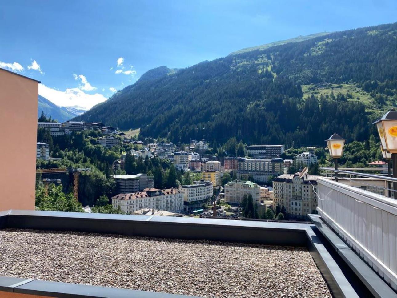 Panorama Spa Lodges Das.Schiller Bad Gastein Buitenkant foto